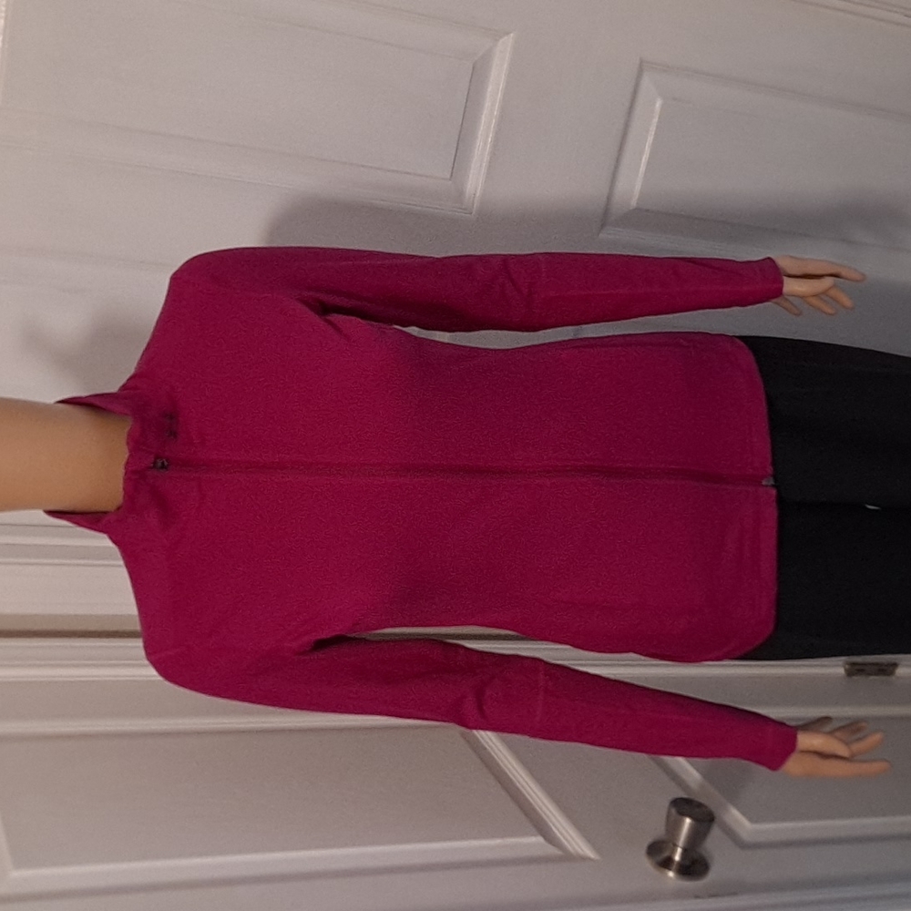 Under Armour Woman's Fitted Full Zip Hot Pink Jacket with Pockets